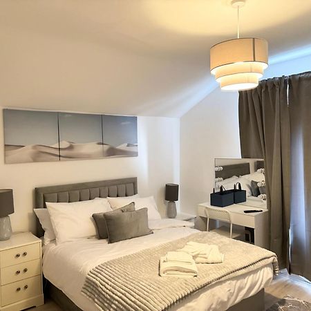 Executive Studio Apartment In The Heart Of Barry, Flat 1 Bagian luar foto